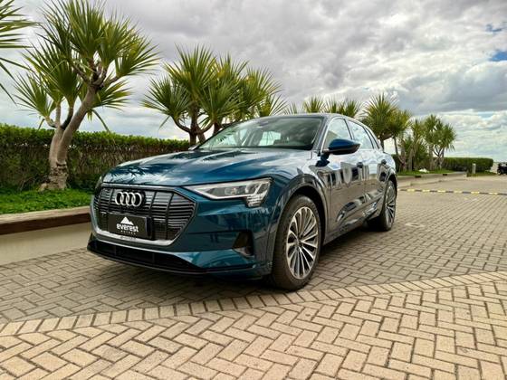 AUDI E-TRON ELÉTRICO PERFORMANCE QUATTRO